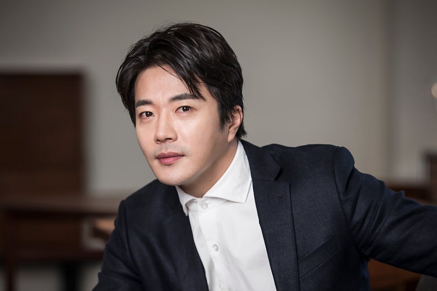 Kwon Sang Woo 向国家税务局支付了 10 亿韩元的罚款 + 机构否认逃税谣言